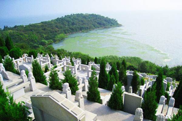 上海墓地谈墓地价格会下降吗？